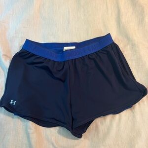 Women’s Under Armour size medium heat gear shorts